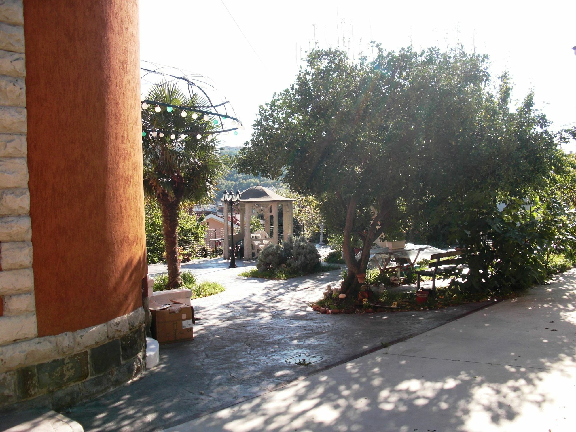 Agriturismo Allo Scoglio - Azienda Agricola Триест Екстериор снимка